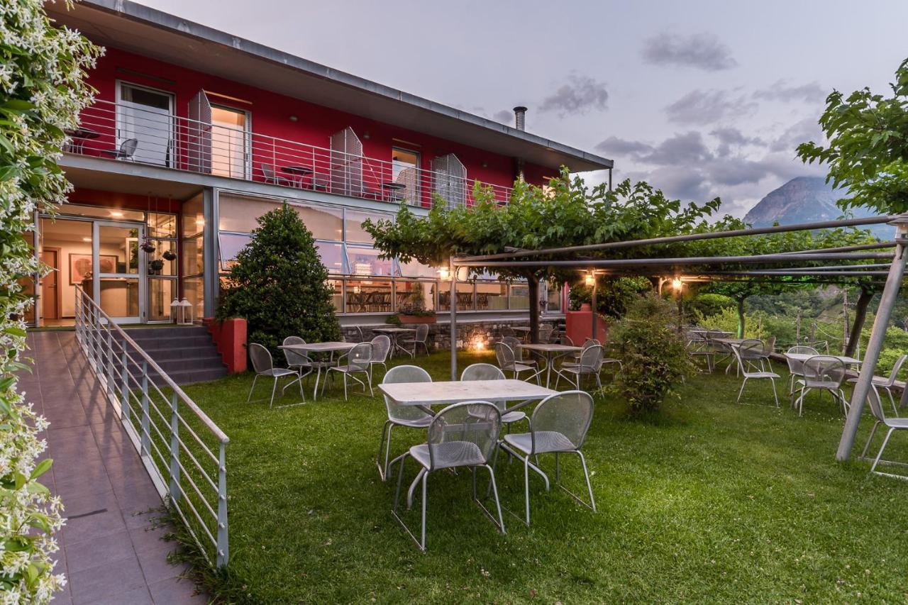 Gefiri Plakas Hotel, Tzoumerka Eksteriør billede